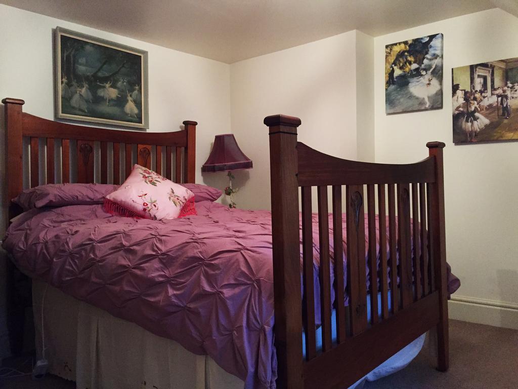 Ellie'S Place On City Park Λόντσεστον Δωμάτιο φωτογραφία